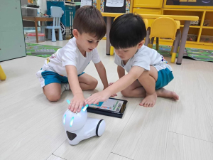 Children robotics and coding activities